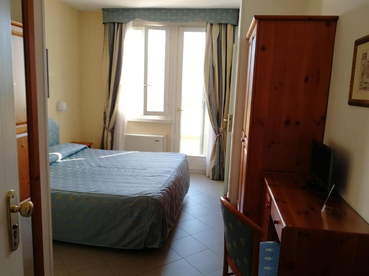 Hotel Locanda Del Passo Pomposa Екстериор снимка