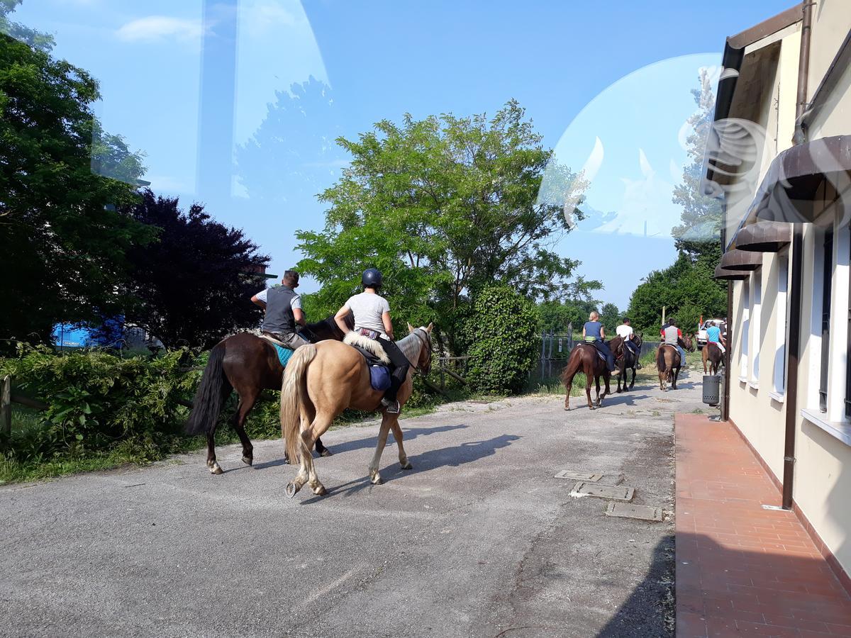 Hotel Locanda Del Passo Pomposa Екстериор снимка