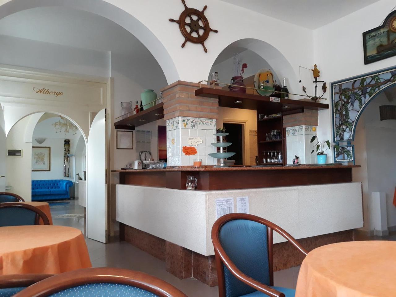 Hotel Locanda Del Passo Pomposa Екстериор снимка